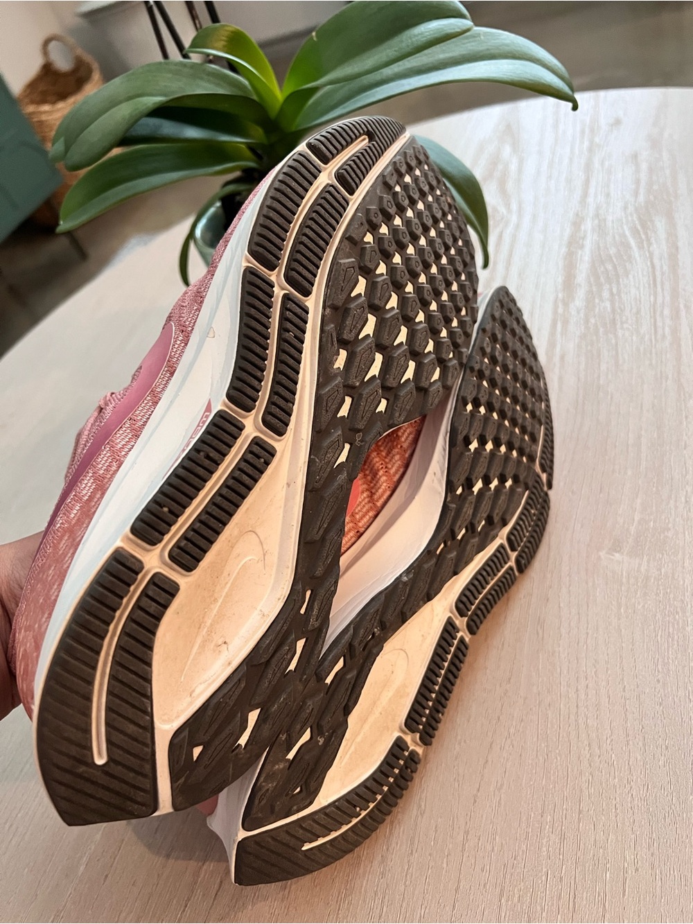 Nike Women's Zoom Pegasus 35 - Dusty Rose Pink Running Shoes - Picture 5 of 5